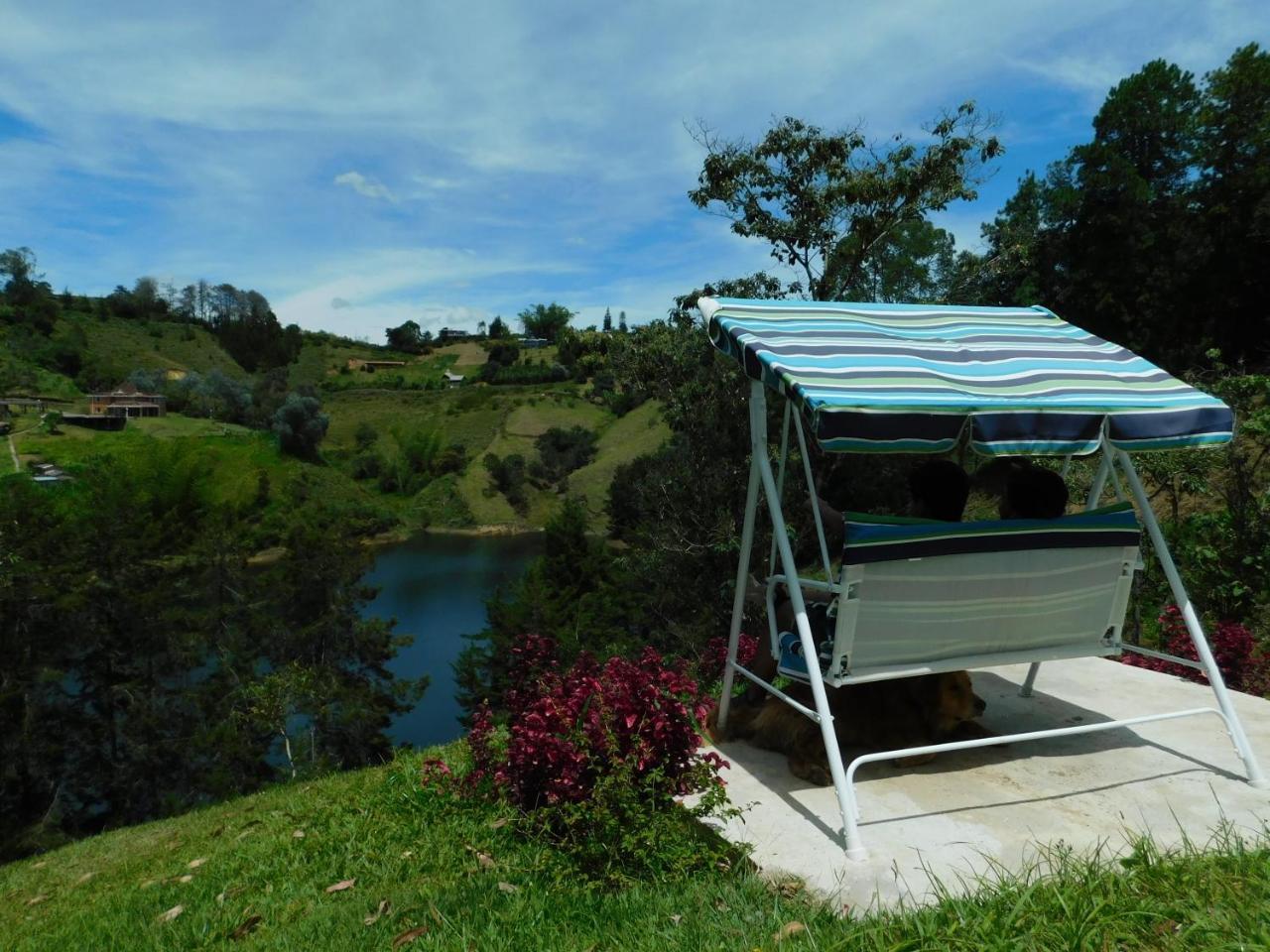 Bacoa Hostel Guatapé Exterior foto